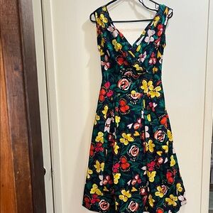 Emilyandfin Women’s Beautiful & Vibrant Dress XS